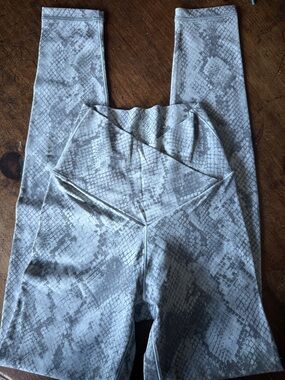 Aerie Snakeskin Leggings